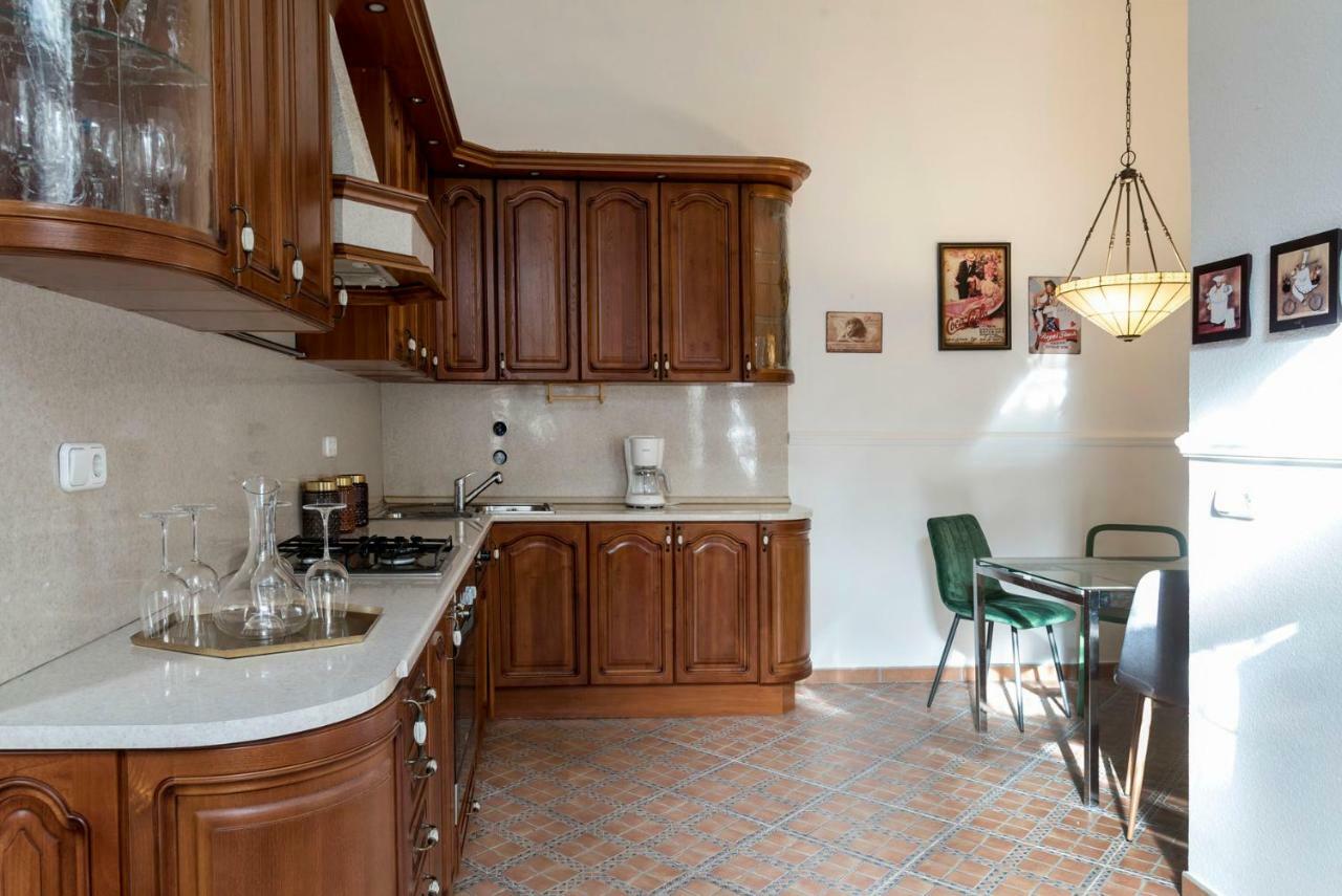 Central Apartman Budapešť Exteriér fotografie